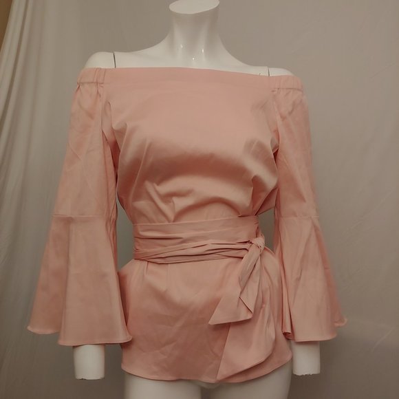 White House Black Market Tops - White House Black Market tip